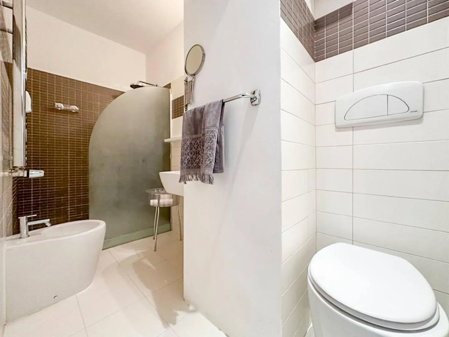 Fully Equipped Vitoshka Area Spacious Metro Sofia 0*,  Bulgarije