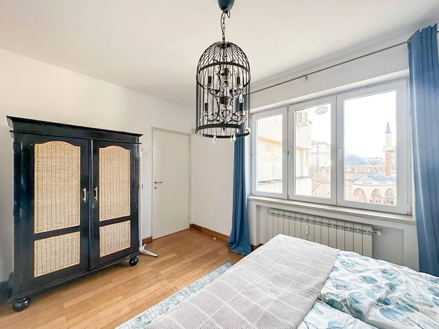Fully Equipped Vitoshka Area Spacious Metro Sofia 0*,  Bulgarije